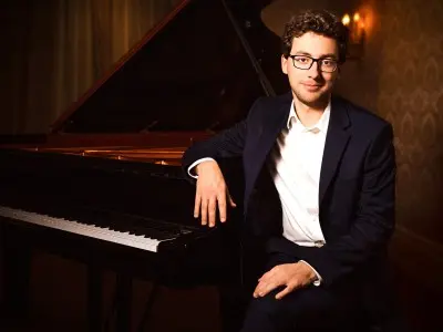Koncert przy świecach: Krzysztof Moskalewicz (gościnnie)