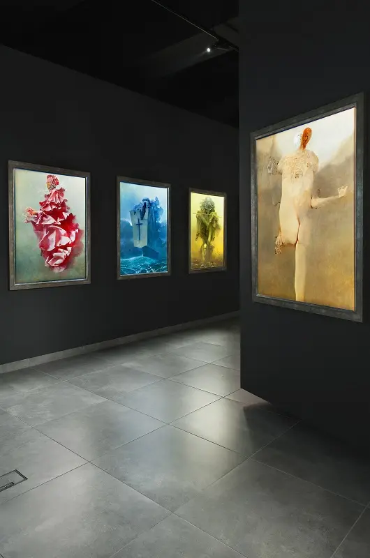 Oprowadzanie kuratorskie po Galerii Zdzisława Beksińskiego w Krakowie