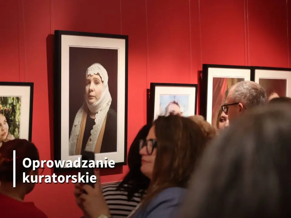„Sztuka wizażu”. Oprowadzanie kuratorskie